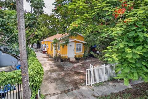 1925 NW 85th St, Miami FL - photo 24 of 33