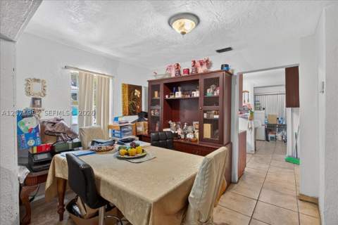1925 NW 85th St, Miami FL - photo 8 of 33