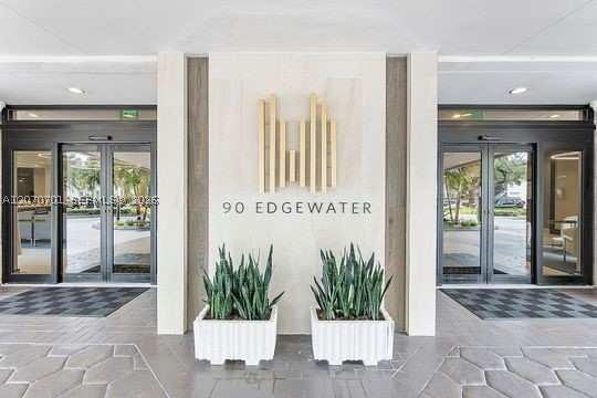 1 bedroom Condominium at 90 Edgewater Dr 917, Gables Waterway Towers Co, Coral Gables — photo 1