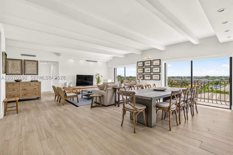 3 bedroom Condominium at 575 Crandon Blvd 801, Key Bisc Ambassador Condo, Key Biscayne — photo 1
