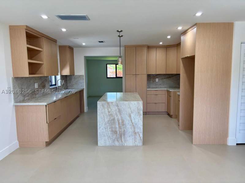 3 bedroom SingleFamilyResidence at 10821 SW 63rd St, Snapper Creek Estates Sec, Miami — photo 3