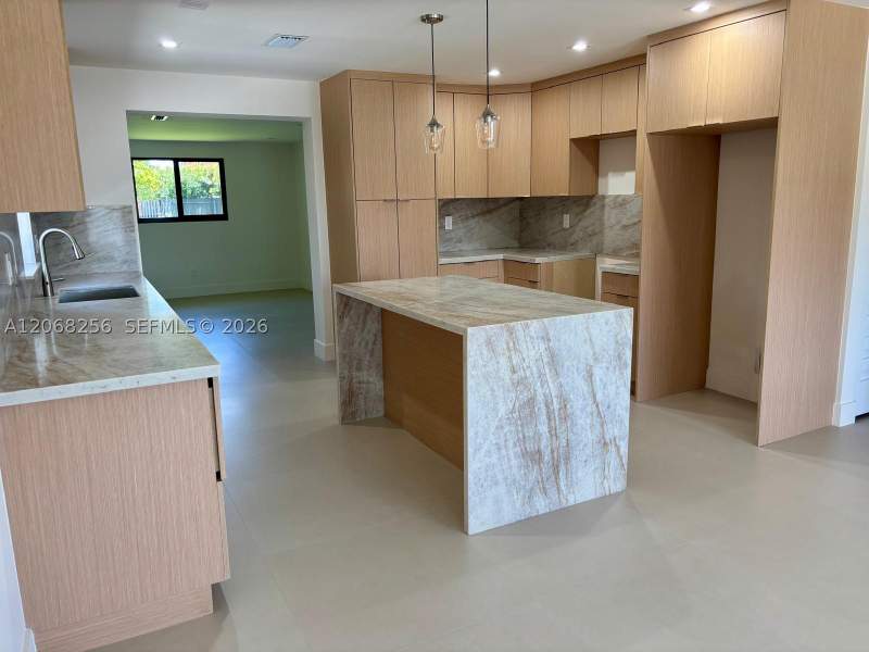 3 bedroom SingleFamilyResidence at 10821 SW 63rd St, Snapper Creek Estates Sec, Miami — photo 4