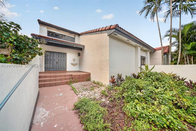 2 bedroom Townhouse at 6637 NW 181st Ln, The Moors Townhouses, Hialeah — photo 5