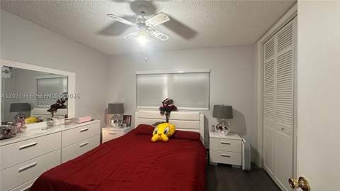 18921 W Oakmont Dr, Hialeah FL - photo 21 of 42