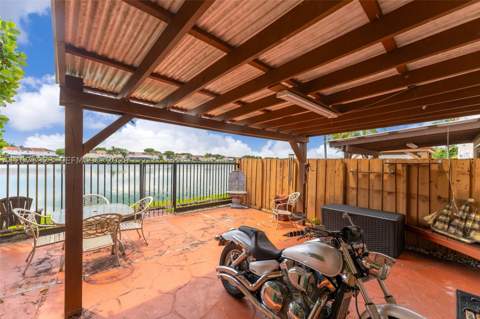 17672 SW 139th Ct, Miami FL - photo 19 of 35