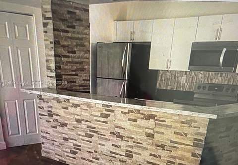 636 NW 114th Ave 102, Sweetwater FL - photo 17 of 19
