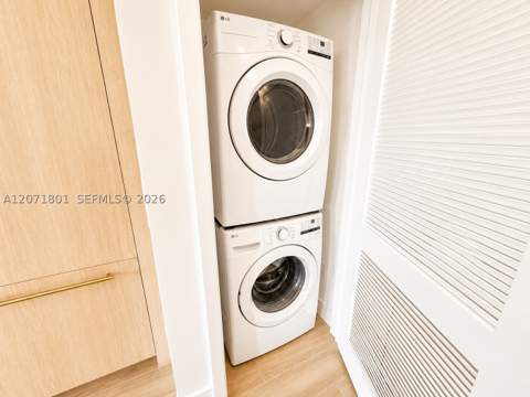 90 NE 32nd St 709, Miami FL - photo 12 of 24