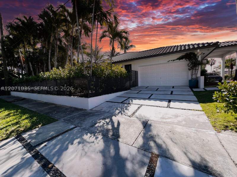 4 bedroom SingleFamilyResidence at 17615 SW 80th, Allison Estates, Palmetto Bay — photo 5
