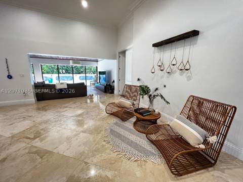 17615 SW 80th, Palmetto Bay FL - photo 8 of 43