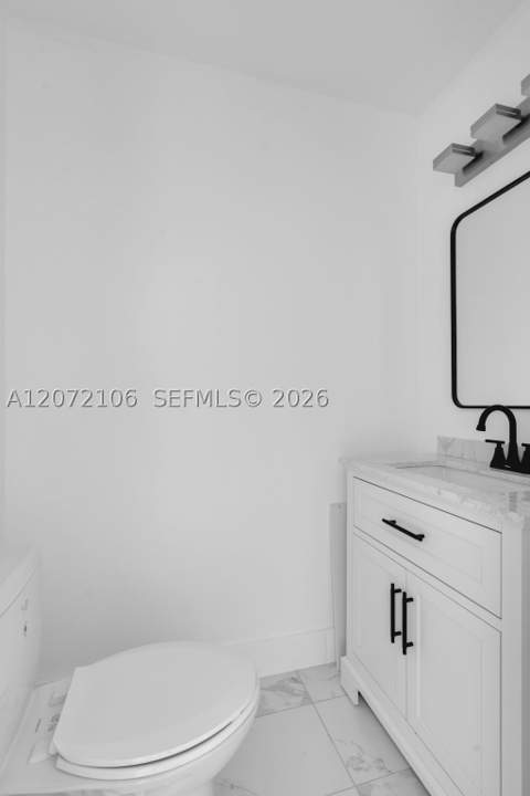1627 NW 40th St, Miami FL - photo 11 of 24