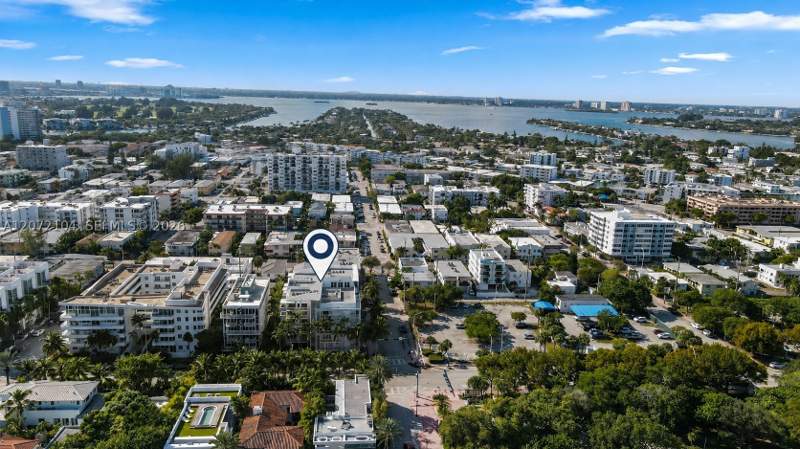 2 bedroom Condominium at 7832 Collins Ave 202, Park Beach Club Condo, Miami Beach — photo 4