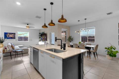 2380 NW 130th Ter, Miami FL - photo 12 of 58