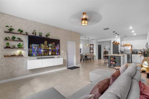 2380 NW 130th Ter, Miami FL - photo 17 of 58