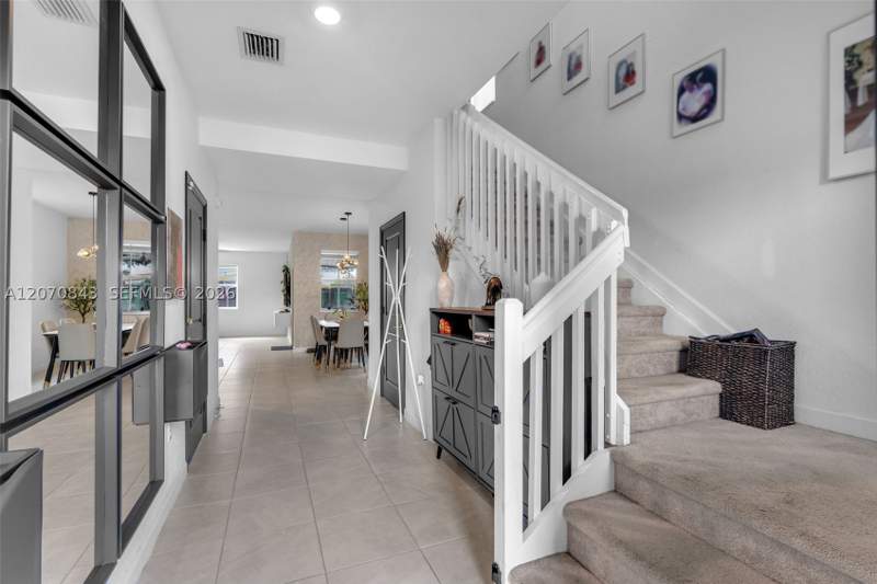 3 bedroom SingleFamilyResidence at 2380 NW 130th Ter, GOLF PARK SEC 1, Miami — photo 4