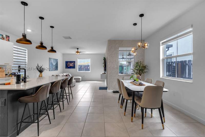 3 bedroom SingleFamilyResidence at 2380 NW 130th Ter, GOLF PARK SEC 1, Miami — photo 5