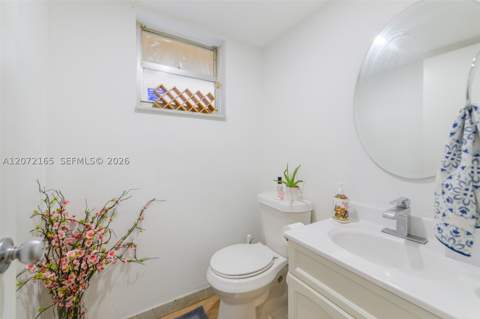 8923 NE 4th Ave Rd 8923, Miami Shores FL - photo 13 of 33