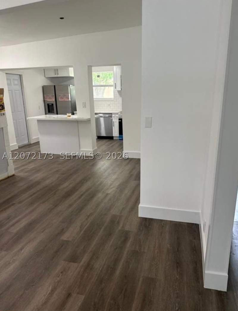 3 bedroom SingleFamilyResidence at 1245 NW 126th St, Sunkist Grove, North Miami — photo 3