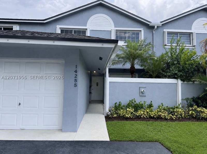 3 bedroom Townhouse at 14255 SW 96th Ter, La Jolla West, Miami — photo 1