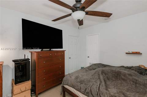 334 E 11th St, Hialeah FL - photo 14 of 37