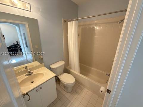 2245 NE 42nd Ave, Homestead FL - photo 10 of 18