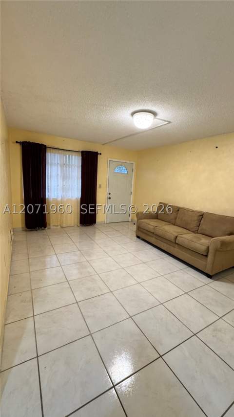 160 NE 203rd Ter E20, Miami Gardens FL - photo 17 of 26