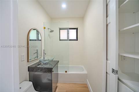 1825 Alamanda Dr, North Miami FL - photo 16 of 23
