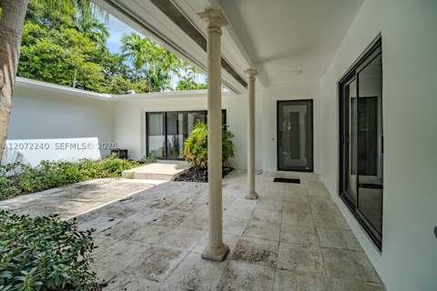 1825 Alamanda Dr, North Miami FL - photo 22 of 23