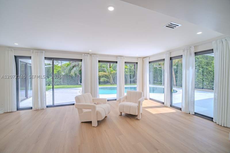 4 bedroom SingleFamilyResidence at 1825 Alamanda Dr, Keystone Point Sec 1, North Miami — photo 4