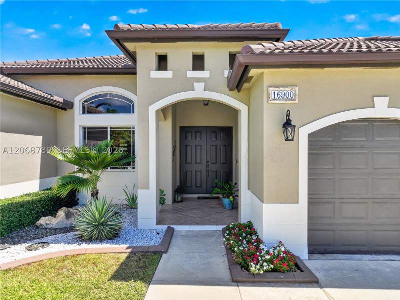 4 bedroom SingleFamilyResidence at 16900 SW 296th St, Virginia Estates, Homestead — photo 4