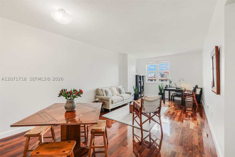 1 bedroom Condominium at 50 Menores Ave 820, Douglas Grand Condo, Coral Gables — photo 1