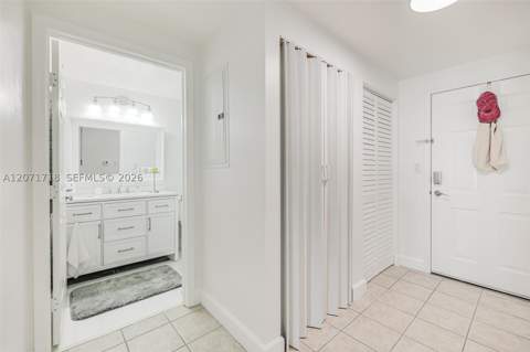 50 Menores Ave 820, Coral Gables FL - photo 13 of 31