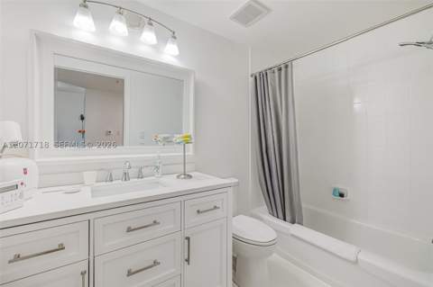 50 Menores Ave 820, Coral Gables FL - photo 15 of 31