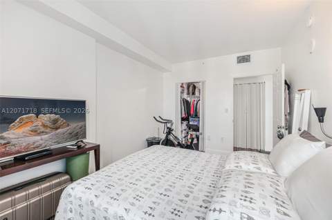 50 Menores Ave 820, Coral Gables FL - photo 17 of 31