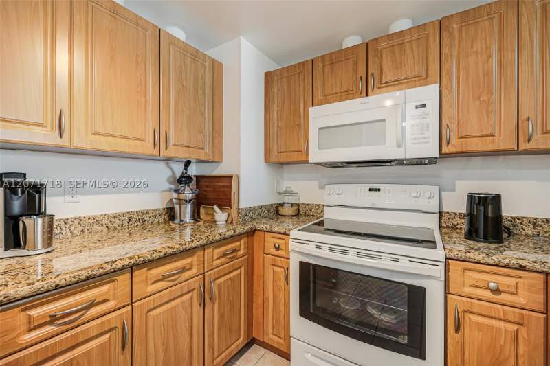 1 bedroom Condominium at 50 Menores Ave 820, Douglas Grand Condo, Coral Gables — photo 4