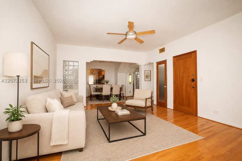 2 bedroom Condominium at 1145 Meridian Ave 9, Park Corner Condo, Miami Beach — photo 1