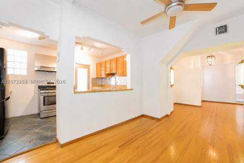 1145 Meridian Ave 9, Miami Beach FL - photo 9 of 25