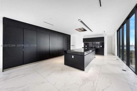 1000 Biscayne Blvd Town House 1201, Miami FL - photo 10 of 41
