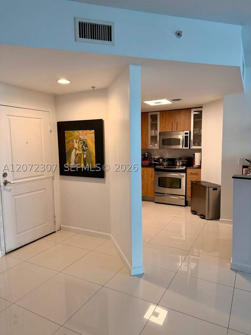 2 bedroom Condominium at 7900 Harbor Island Dr 505, 360 Condo A, North Bay Village — photo 4