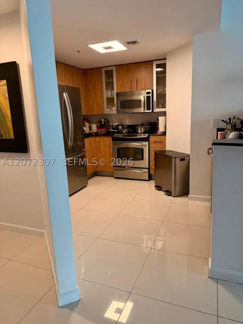 7900 Harbor Island Dr 505, North Bay Village FL - photo 9 of 21