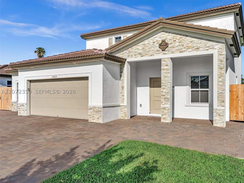 5 bedroom SingleFamilyResidence at 2832 SE 23rd Ave, Keys Gate, Homestead — photo 2
