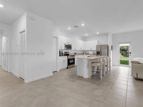 2832 SE 23rd Ave, Homestead FL - photo 9 of 66