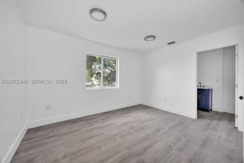 2770 NW 44 St, Miami FL - photo 14 of 25