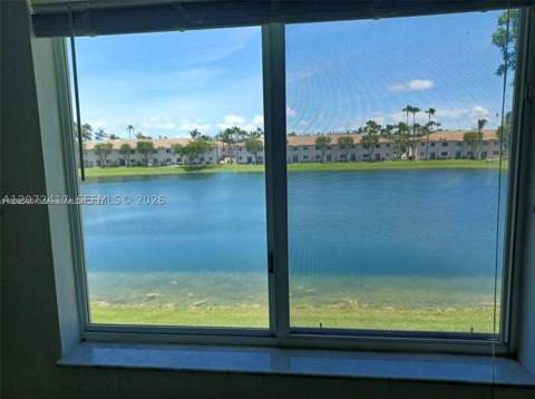 1270 SE 26th St 205, Homestead FL - photo 6 of 9