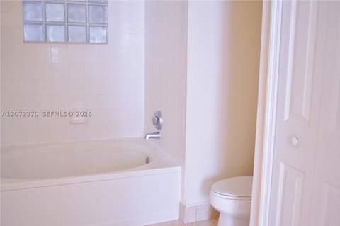 3225 NE 184th St 10103, Aventura FL - photo 17 of 44