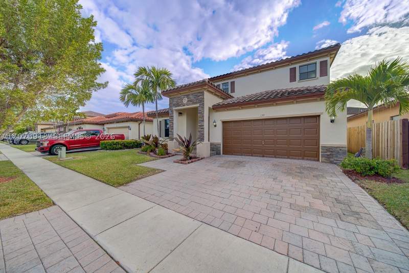 5 bedroom SingleFamilyResidence at 139 NE 26th Ave, Capri At Oasis, Homestead — photo 2