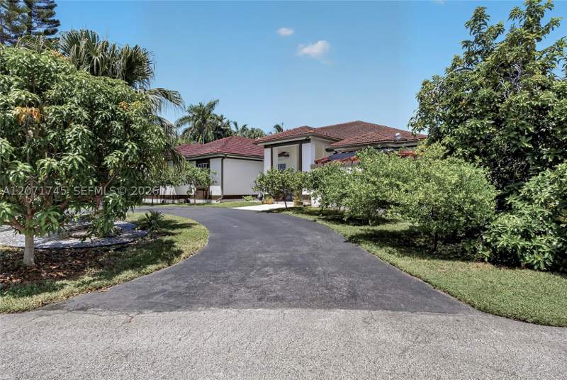 4 bedroom SingleFamilyResidence at 17711 SW 81st Ct, Allison Estates, Palmetto Bay — photo 3