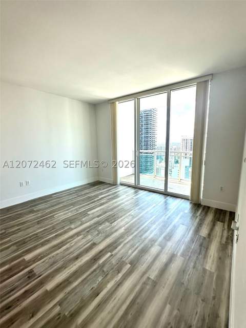 951 Brickell Ave 3403, Miami FL - photo 11 of 37