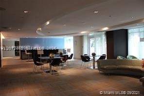 951 Brickell Ave 3403, Miami FL - photo 18 of 37