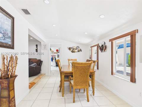9601 SW 183rd St, Palmetto Bay FL - photo 12 of 29