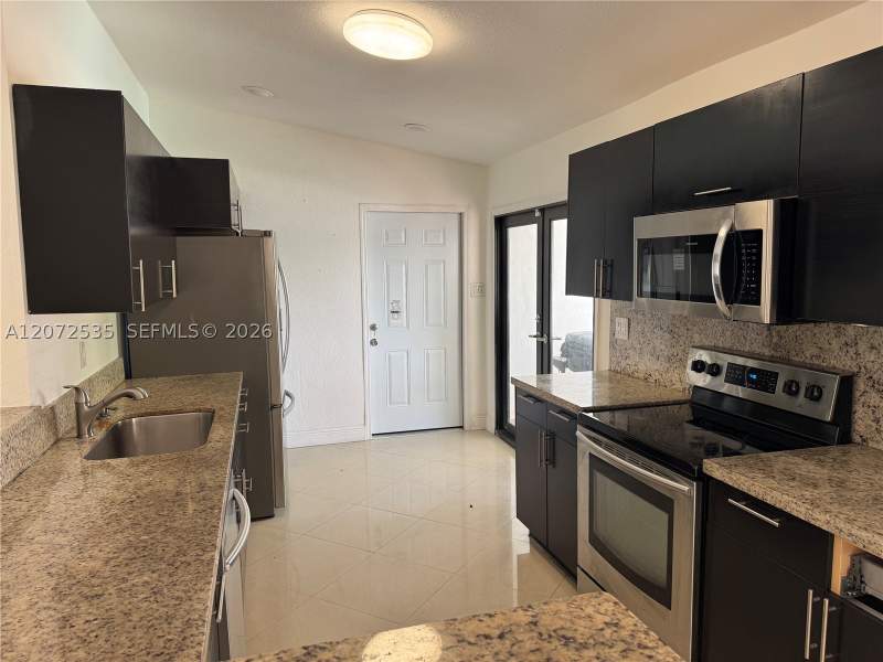 4 bedroom SingleFamilyResidence at 13101 SW 259th St, Meadow Wood Manor #4, Homestead — photo 5